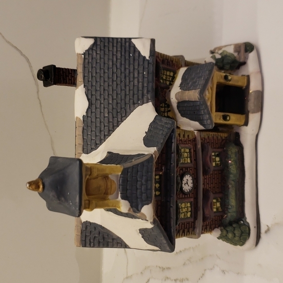 Unbranded Christmas Village House Church Clock Green rooftop Steeple 6" x 7" x… - Picture 2 of 9